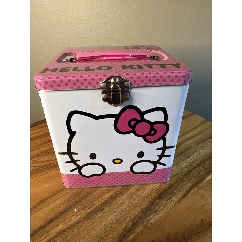 Hello Kitty Lock Tin Box - Picture 4 of 7